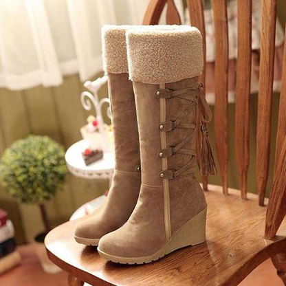 Botas de Nieve Altas con Tacón de Cuña - Cálidas y Elegantes para Invierno